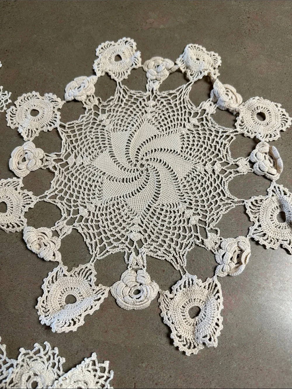 Vintage Handmade Crochet Lace Doilies White Set of 4 Pinwheel Rose